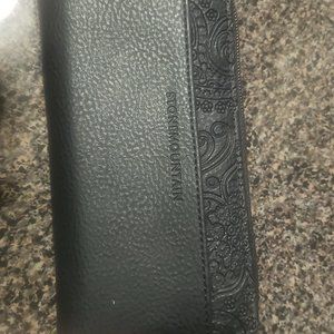 Stone Mountain Leather Wristlet